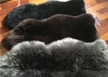 China Wirkliche Schaffell-Wolldecken-natürliche lange schwarze Wollmerinolamm-Pelz-Bodenbelag-Abdeckung fournisseur