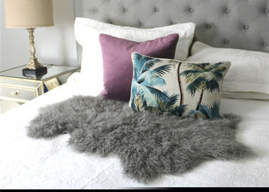 China Fell-Haut-grauer Schlafzimmer-Schaffell-Wolldecken 100% Mongolian-Lamm-Pelz mit dem langen Haar fournisseur