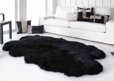 China Glatte schwarze Pelz-Wurfs-Oberflächendecke, schwarze große Schaffell-Extrawolldecke fournisseur