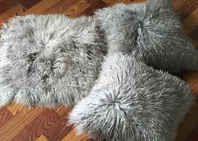 Dick warme weiche mongolische Pelz-Kissen-lange gelockte Wolleantiapnea 50*50cm