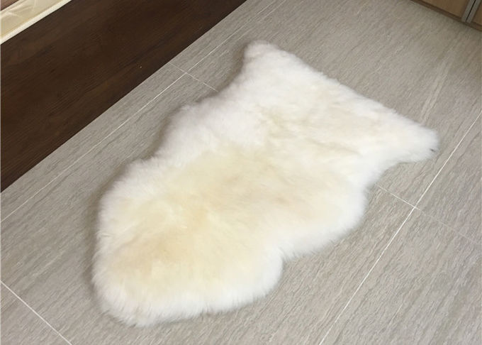 Wirkliches langhaariges weißes Pelz-Bereichs-Wolldecken-weiches Gefühl für Wohnzimmer 2*3 Ft
