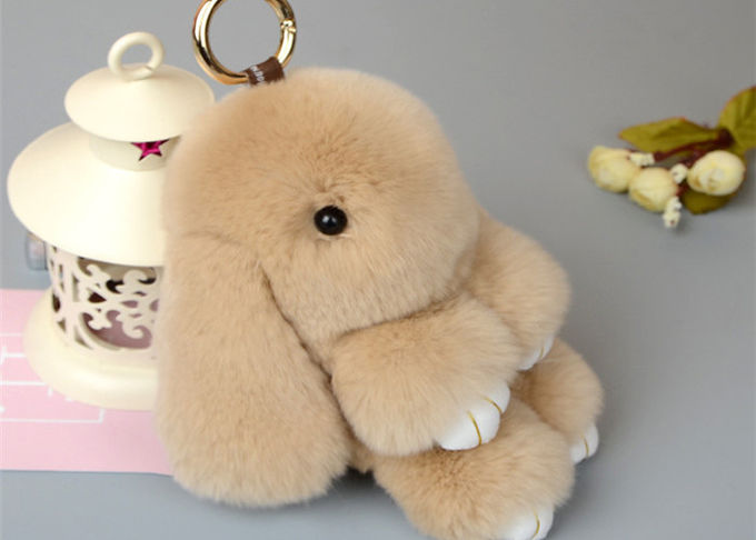 Netter Brown-Kaninchen-Pelz Keychain, Häschen-Pelz-Puppen-Schlüsselanhänger für Frauen-Taschen-Charme
