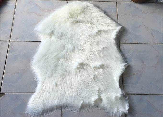 Raum dekorative große weiße Faux-Pelz-Wolldecke 2 * 3 Ft, einzelne Haut Faux-Pelz-Boden-Wolldecke