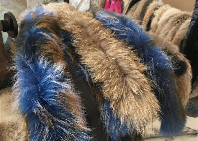 Waschbär-Pelz-Kragen-weich flaumige glatte natürliche Farbgroßer langer Kragen abnehmbar für Winter-Jacke