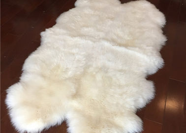 China Wirkliche Schaffell-Wolldecken-natürliches weißes langes Woll-Neuseeland-Schaffell-Teppich-Viererkabel fournisseur