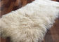Beige-Farbfeuerfest machen der Pelz-Bett-Decken-mongolisches Schaffell-Wolldecken-60x120cm fournisseur