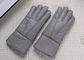 Machen wirklicher Pelz gezeichnete graue wärmste Schaffell-Handschuhe Oberfläche mit dem Finger glatt fournisseur