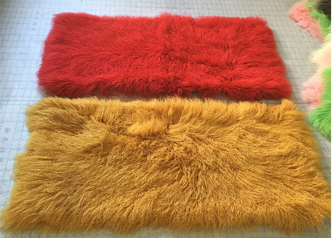 Gefärbte Farbweiche Haut-mongolische Schaffell-Wolldecke 60 *120cm für Kleiderschuhe