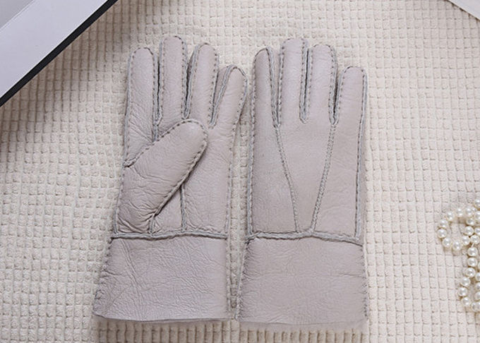 Doppelte Gesichts-Winter-Schafleder-Handschuhe mit Lammwollfutter/natürlicher gefärbter Farbe