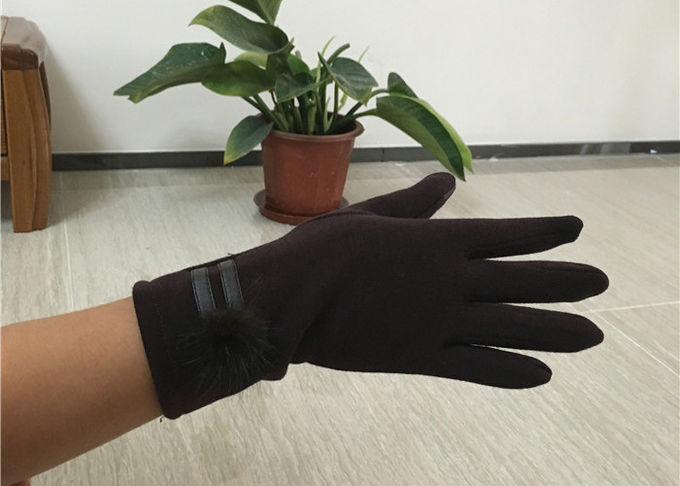 Plüsch-Frauen-Weinlese-Touch Screen kompatible Handschuhe 40-60cm für den Winter im Freien