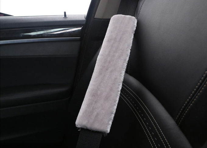 Universalauto-Merinoschaffell-Sicherheitsgurt-Abdeckung weiches 14x24cm für schützenden Hals