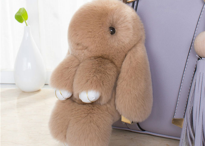 die Taschen-flaumiges Kaninchen Keychain 15cm Frauen mit weiche Handgefühl/fertigte Farbe besonders an