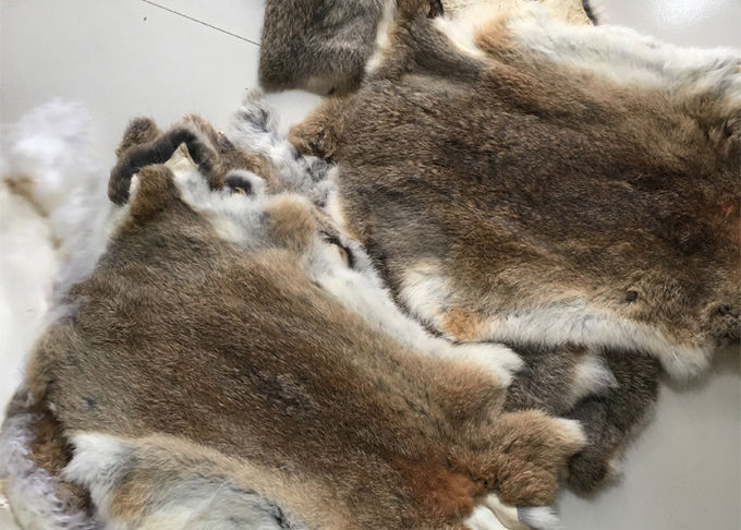 Kundenspezifischer wirklicher weicher Rex-Kaninchen-Haut-Pelz-waschbare schwere Dichte für echte Decke